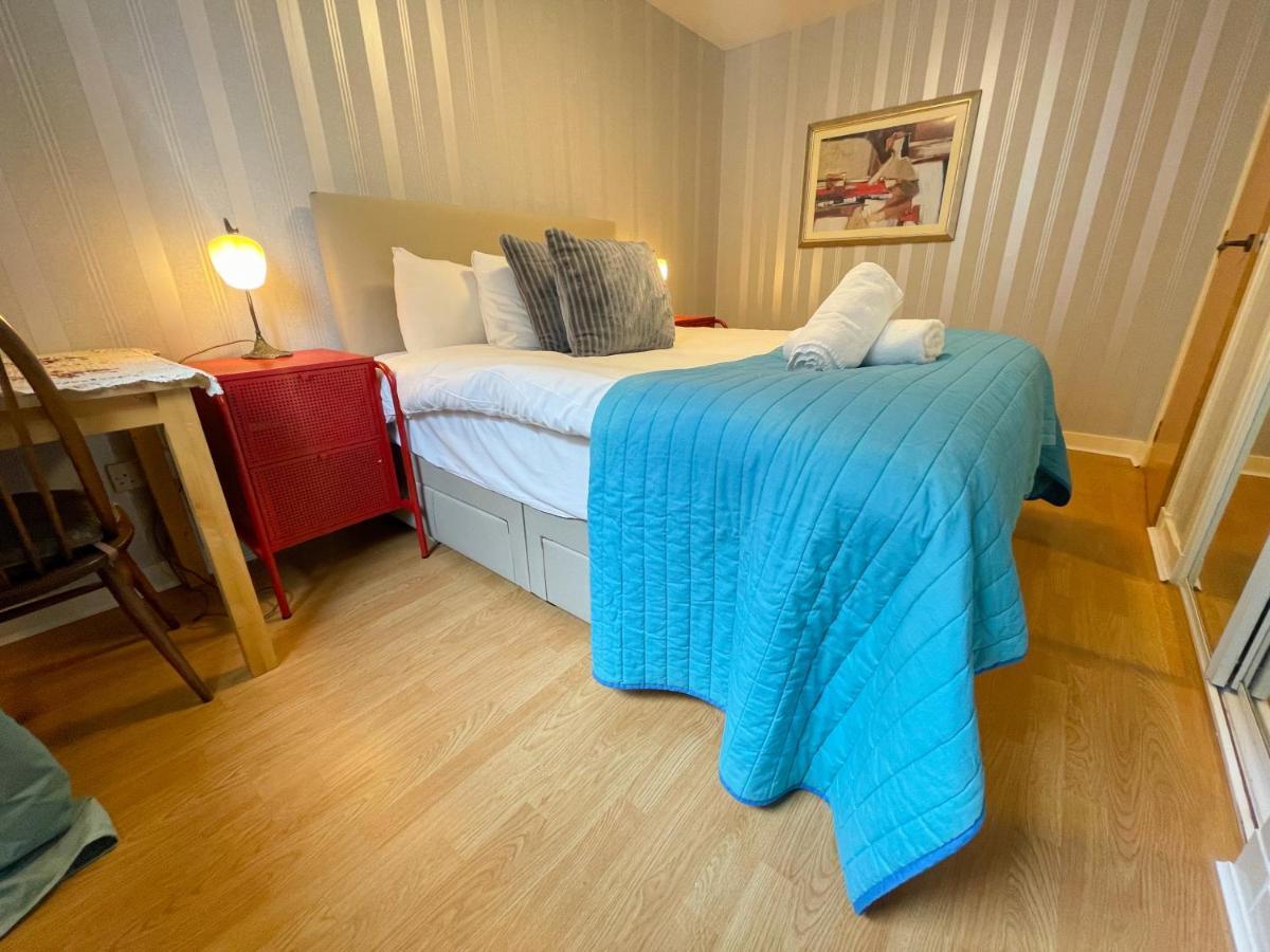 Kelvingrove 2 Bedroom Apartment - Private Parking Glasgow Kültér fotó