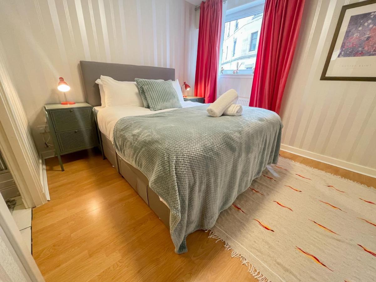 Kelvingrove 2 Bedroom Apartment - Private Parking Glasgow Kültér fotó
